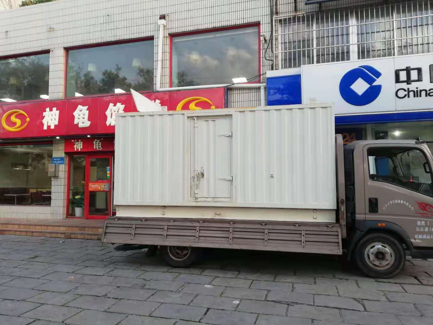 花溪出租发电机-柴油发电机组错误的启动方式