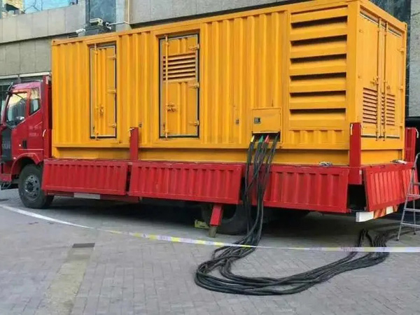 花溪如何确定水冷式机油散热器密封件的规格型号？